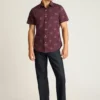 Abbottonate il vostro stile con la camicia Riviera Short Sleeve Shirt di Bonobos