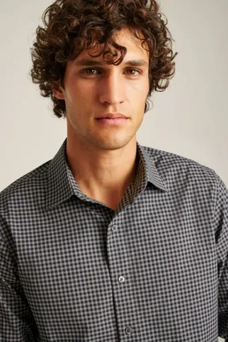 Camicia da ufficio e da cena – Camicia button-down da indossare fuori dai pantaloni