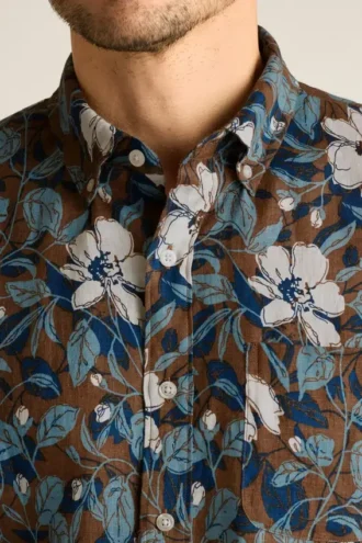 Camicia da uomo a maniche corte con bottoni di Bonobos | Stile Montauk raffinato