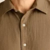 Camicia da uomo a maniche corte con bottoni di Bonobos | Stile Montauk raffinato