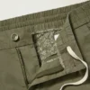 Gli eleganti pantaloni Navigator Acquista ora su Bonobos