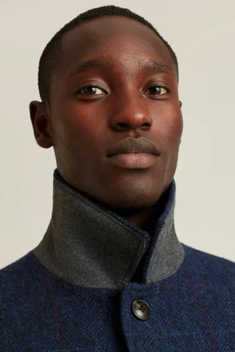 Il cappotto da auto in tweed inglese