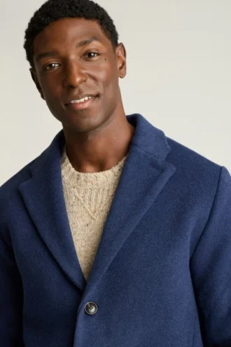 Il soprabito in misto lana e cashmere italiano