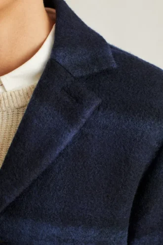 Il soprabito italiano elasticizzato