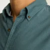 La camicia in corduroy elasticizzato