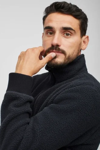 La giacca in pile Sherpa