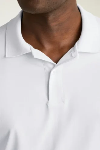 La Performance Golf Shirt: tinta unita e a righe