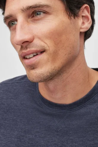 Maglia a girocollo leggera in tessuto waffle