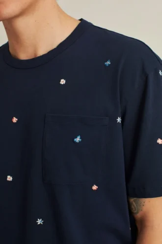 Maglietta con stampa di peso medio