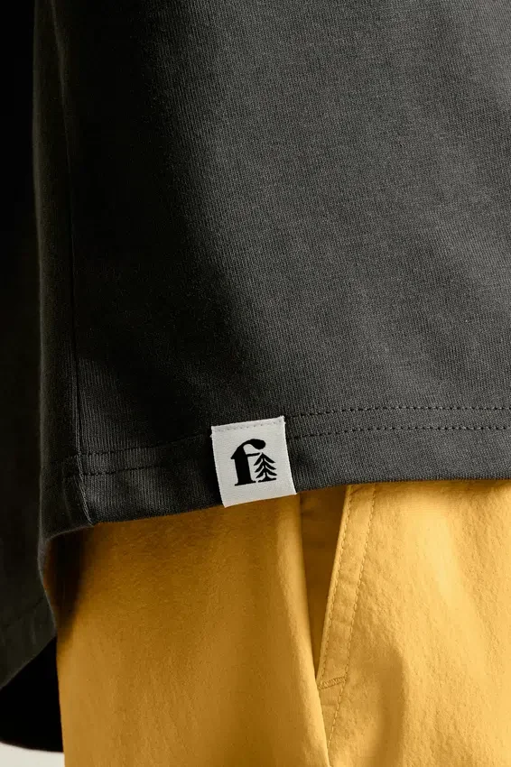 Maglietta grafica a maniche corte dal taglio morbido Fielder