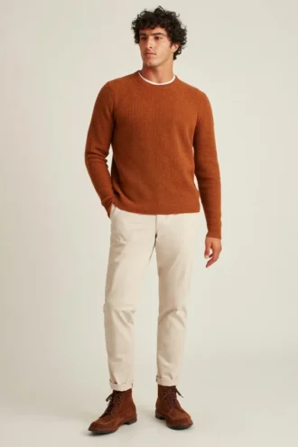 Maglione a collo rotondo con lavorazione a coste