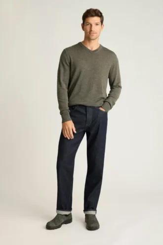 Maglione in lana merino lavabile con scollo a V