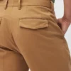 Pantaloncini chino elasticizzati a pieghe