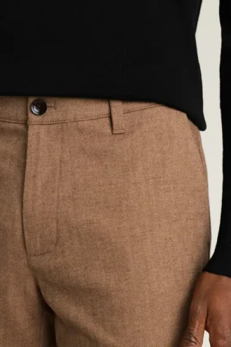 Pantaloni chino a spina di pesce da uomo di Bonobos | Morbidi al tatto come la flanella spazzolata