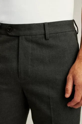 Pantaloni chino elasticizzati raffinati