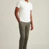 Stretch Washed Chino Pants: Tailored Fit and Slim Fit chinos