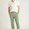 Stretch Washed Chino Pants: Tailored Fit and Slim Fit chinos