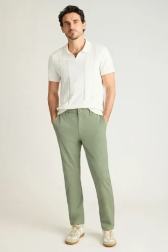 Stretch Washed Chino Pants: Tailored Fit and Slim Fit chinos