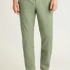 Stretch Washed Chino Pants: Tailored Fit and Slim Fit chinos