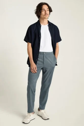 The Off Duty Pant: pantaloni chino jogger da casa